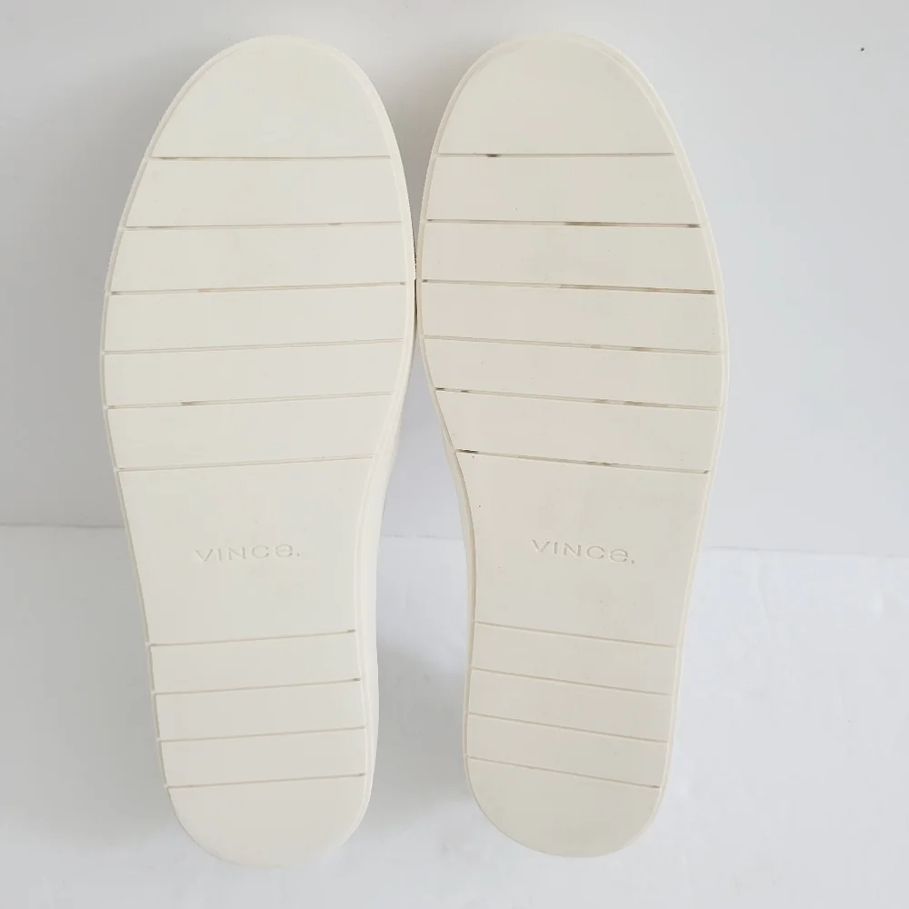 New VINCE LEATHER WOVEN LOOK SLIP ON SNEAKER LOAFER ,Size 9,5